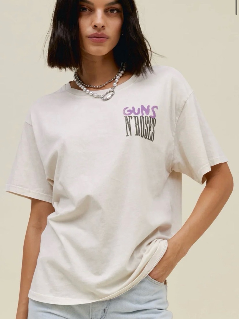 Daydreamer Guns N' Roses Tee - Picture 2 of 6